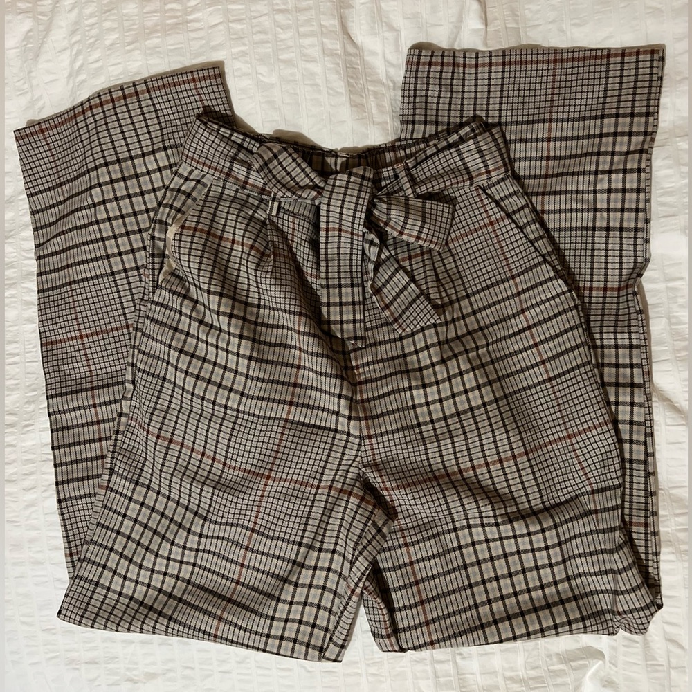 FOREVER 21
high waisted wide pants